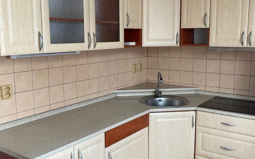 Pronájem bytu 2+1, Mělník, nám. Generála Swierczewského, 54 m2