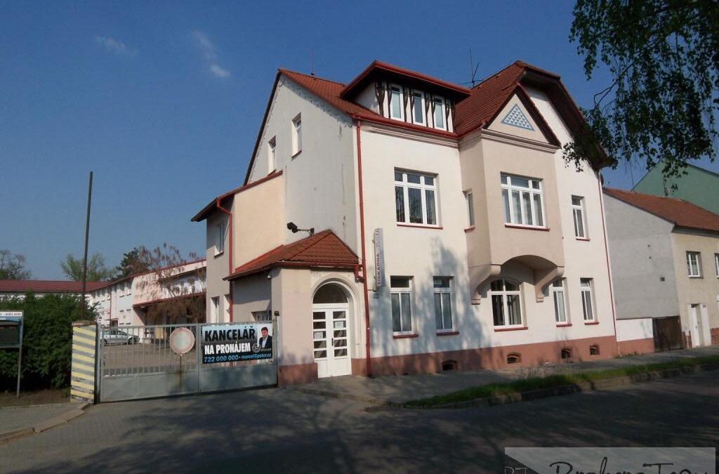 Pronájem kanceláře 24m2, Pražská ul. Mělník
