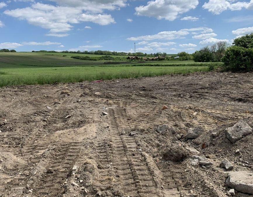Prodám exkluzivně stavební pozemek  v&nbsp;obci Sudovo Hlavno, celková výměra pozemku 1140 m2.